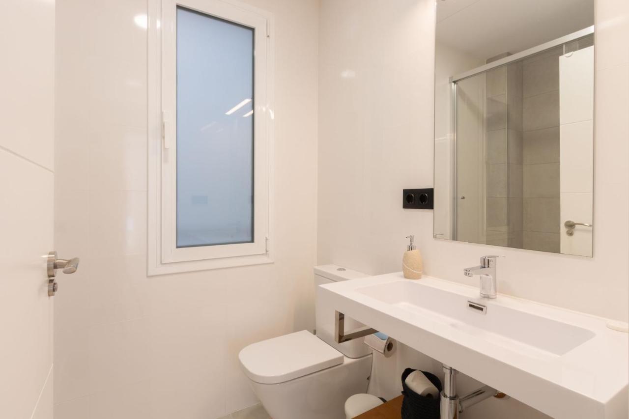 Imagen Metrosol Deluxe By Valcambre Apartment Sevilla Bagian luar foto