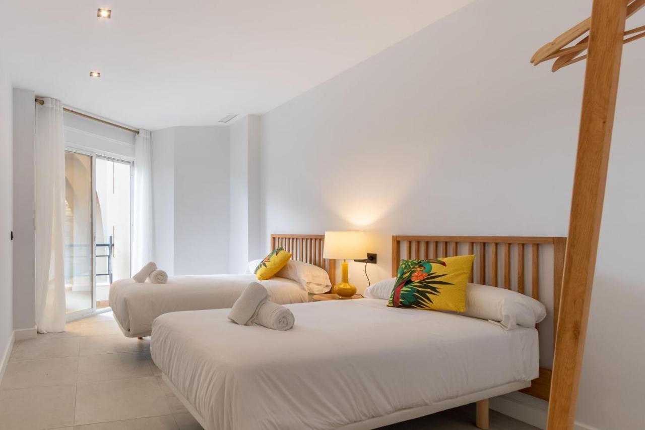 Imagen Metrosol Deluxe By Valcambre Apartment Sevilla Bagian luar foto