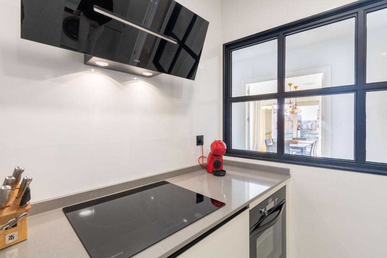 Imagen Metrosol Deluxe By Valcambre Apartment Sevilla Bagian luar foto